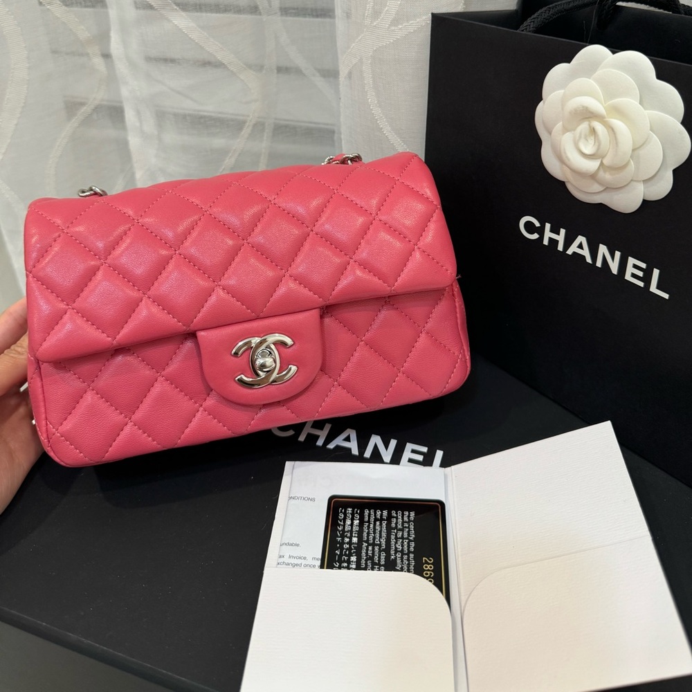 💕Chanel Mini Classic Rectangular Pink SHW . Bought in Dec 2019